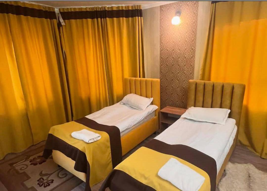 Turan Guesthouse Karakol Exterior photo